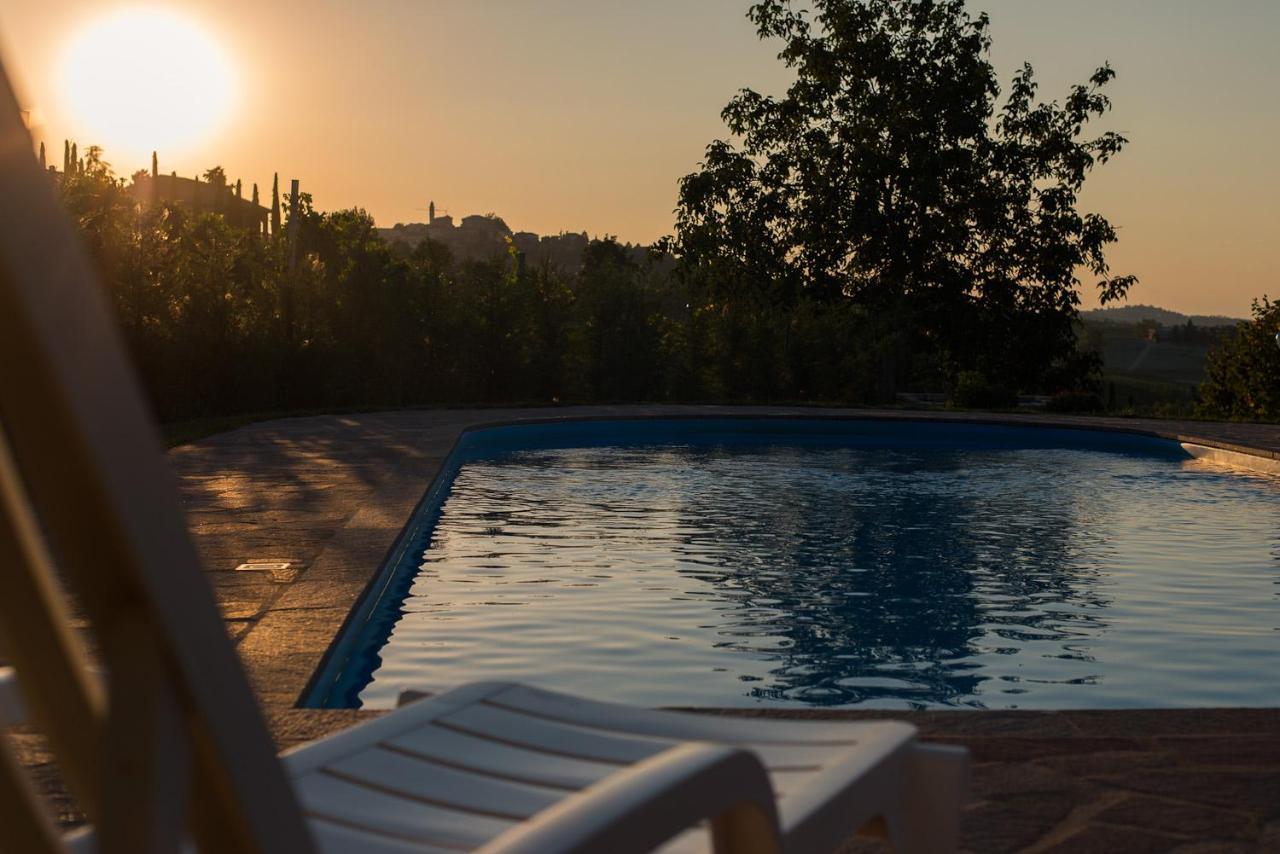 Residenza Ca D'Masseu Apartment Calamandrana Bagian luar foto
